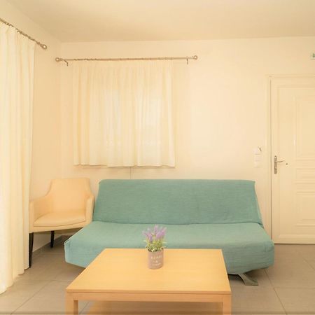 Vereniki Apartments Finikúnda Kültér fotó