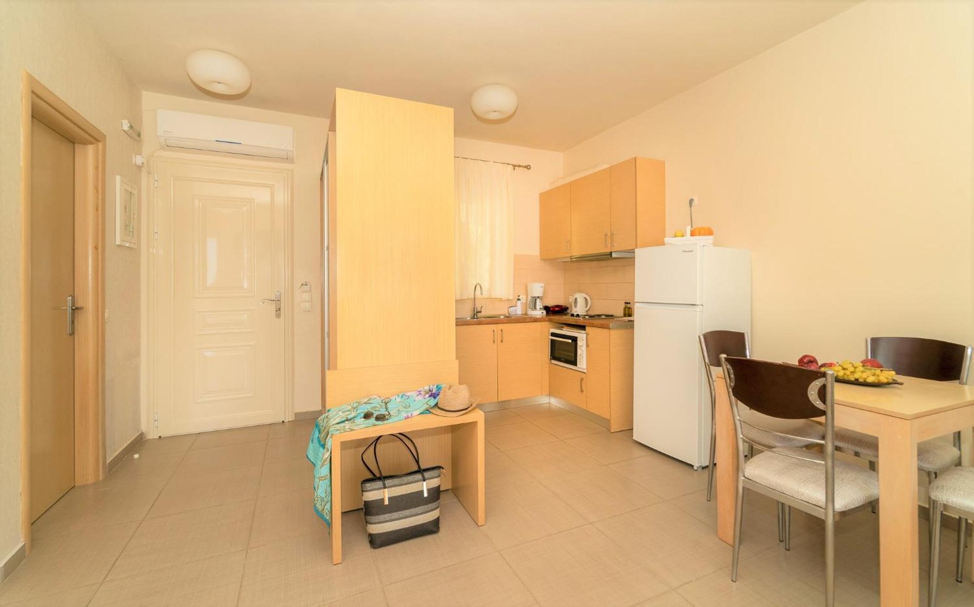 Vereniki Apartments Finikúnda Kültér fotó